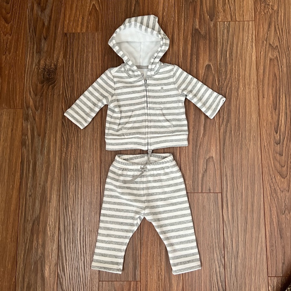 Gap Striped Sweat suit - 2pc